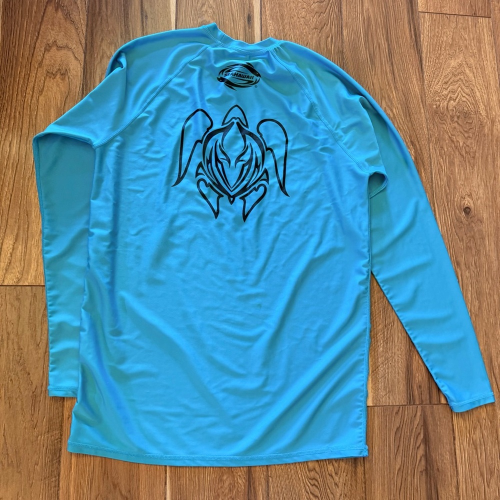 Blue Rash Guard with Black Map Design - Picture 2 of 4